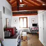 La Camelia D'oro Oggebbio