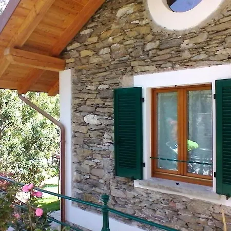 La Camelia D'oro Apartament