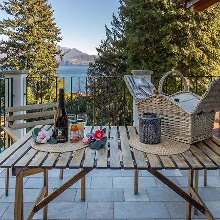 Appartamento La Camelia D'oro Oggebbio