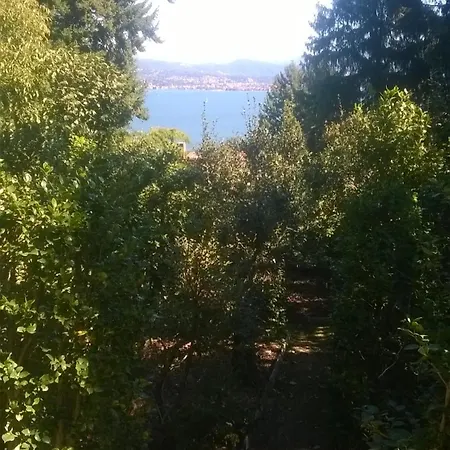 Appartamento La Camelia D'oro Oggebbio