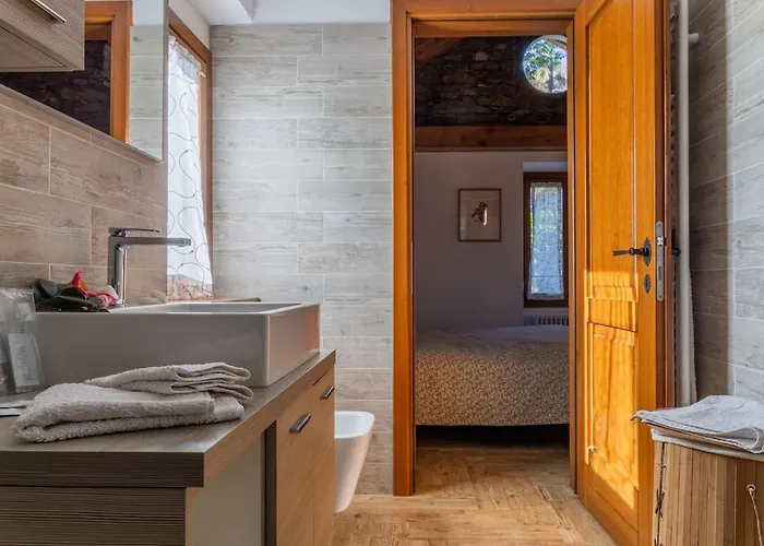 La Camelia D'oro Oggebbio