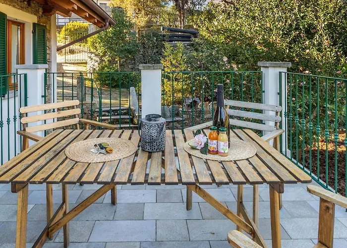 La Camelia D'oro Apartament *