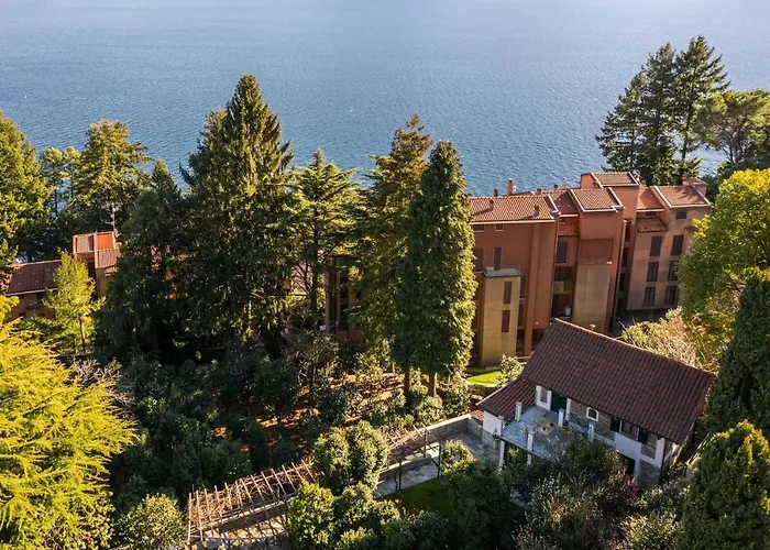 La Camelia D'oro * Oggebbio