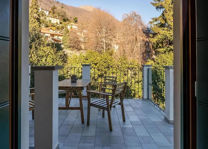 La Camelia D'oro Apartament